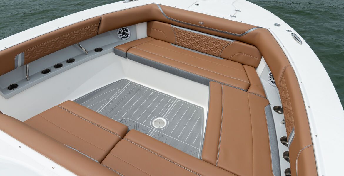 Regal 38 Surf Regal 38 Surf