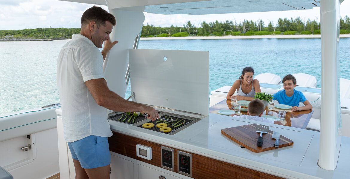 Regal 43 SAV Regal 43 SAV