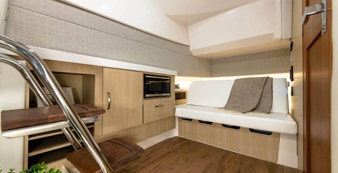 Regal 38 Surf Regal 38 Surf